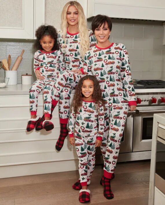 Access_Kardashian_002.jpg