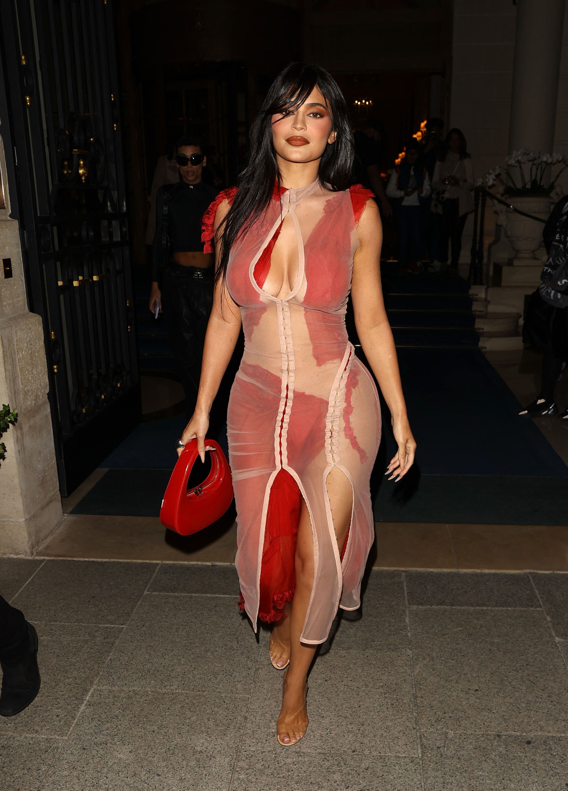Access_Kardashian_004.jpg