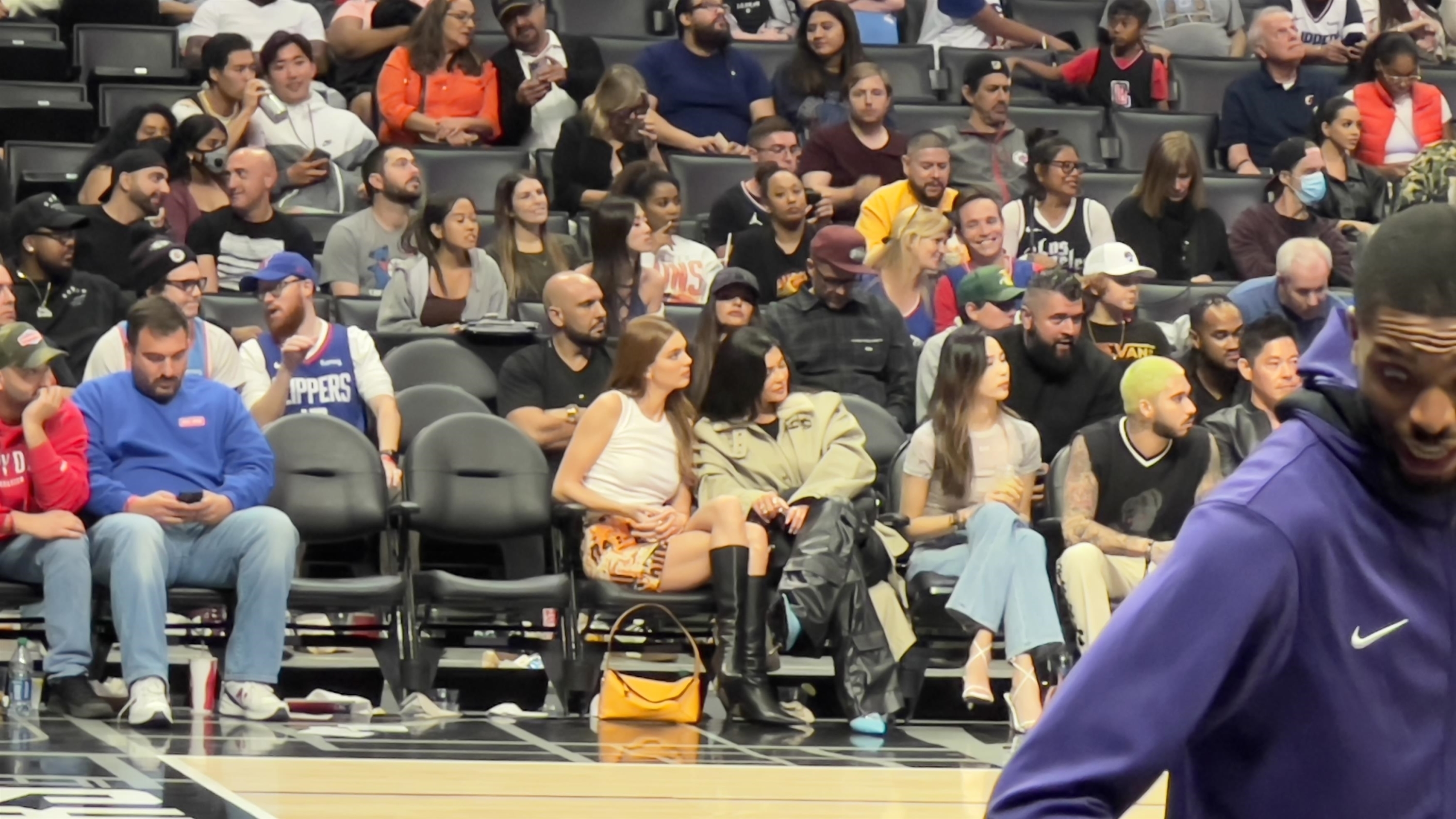 Access_Kardashian_006.jpg