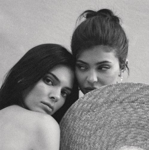 Access_Kardashian_005.jpg