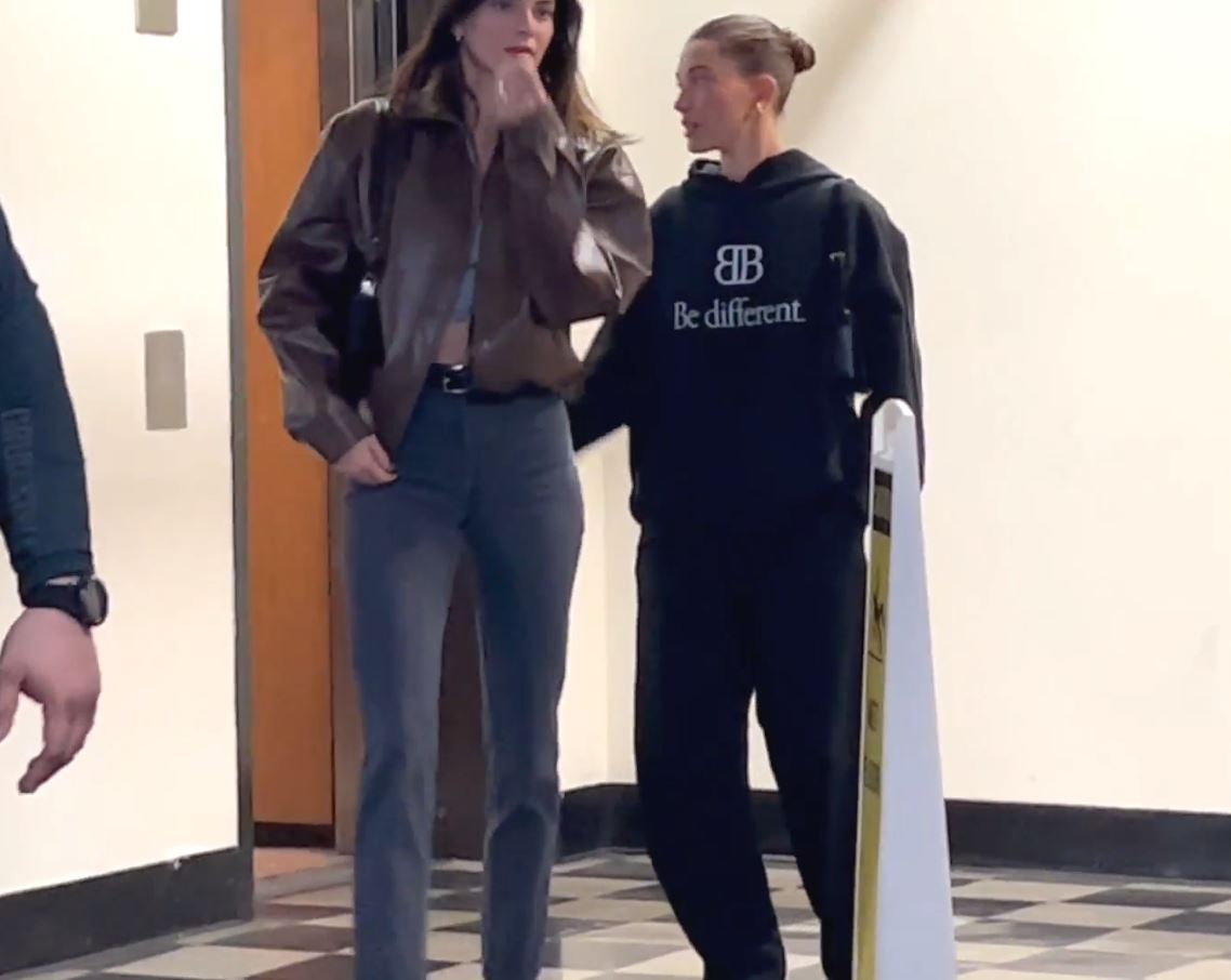 Access_Kardashian_001.jpg