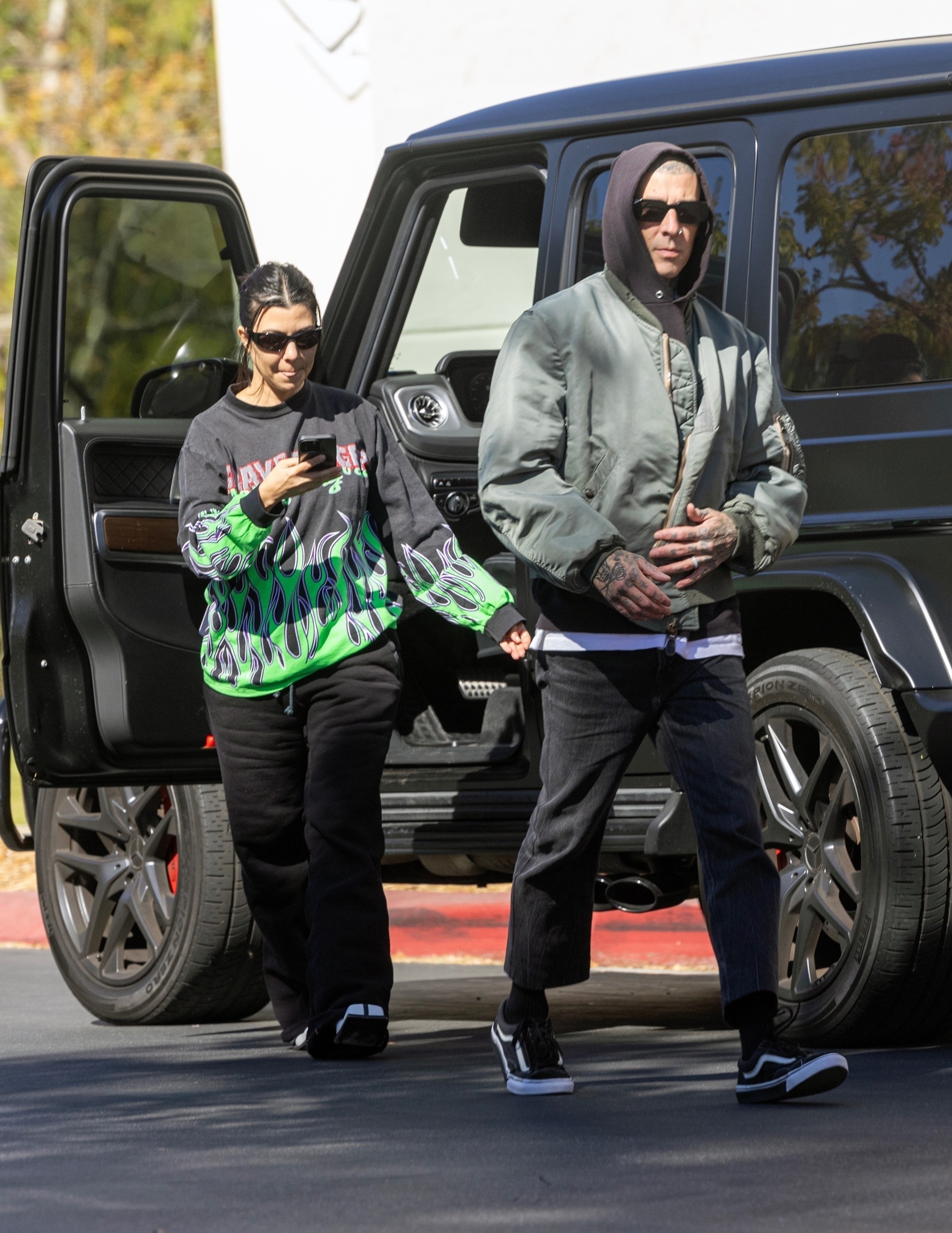 Access_Kardashian_001.jpg