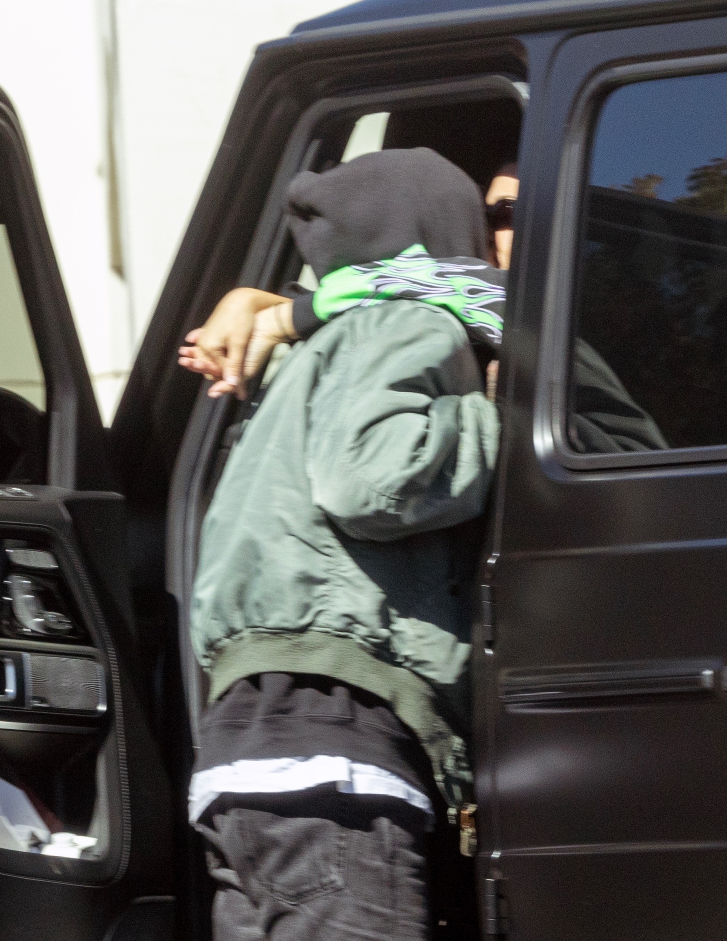 Access_Kardashian_002.jpg