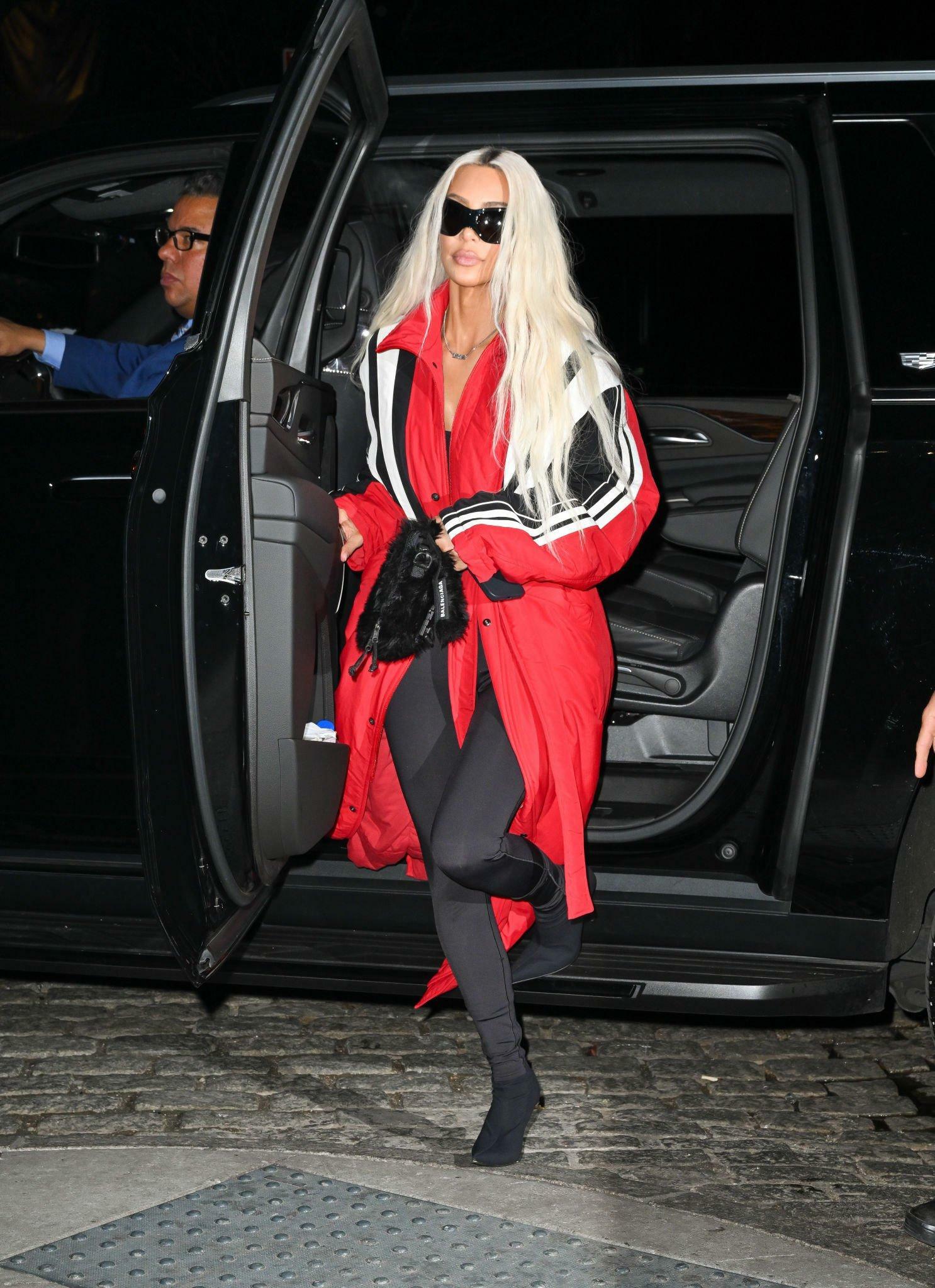 Access_Kardashian_003.jpg