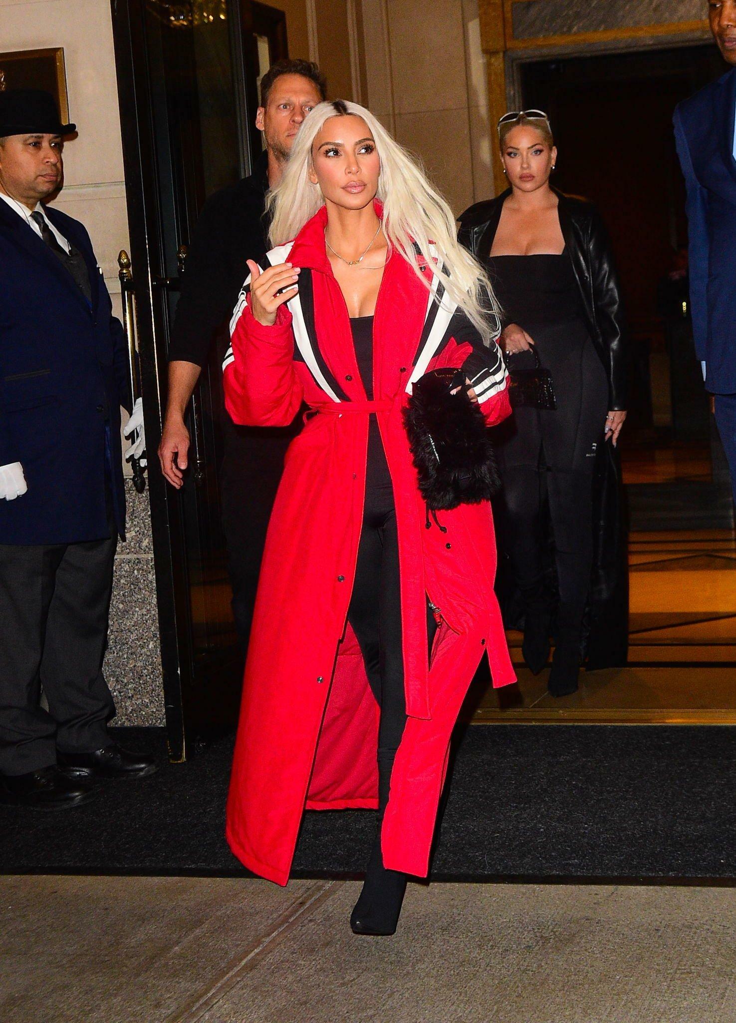 Access_Kardashian_003.jpg