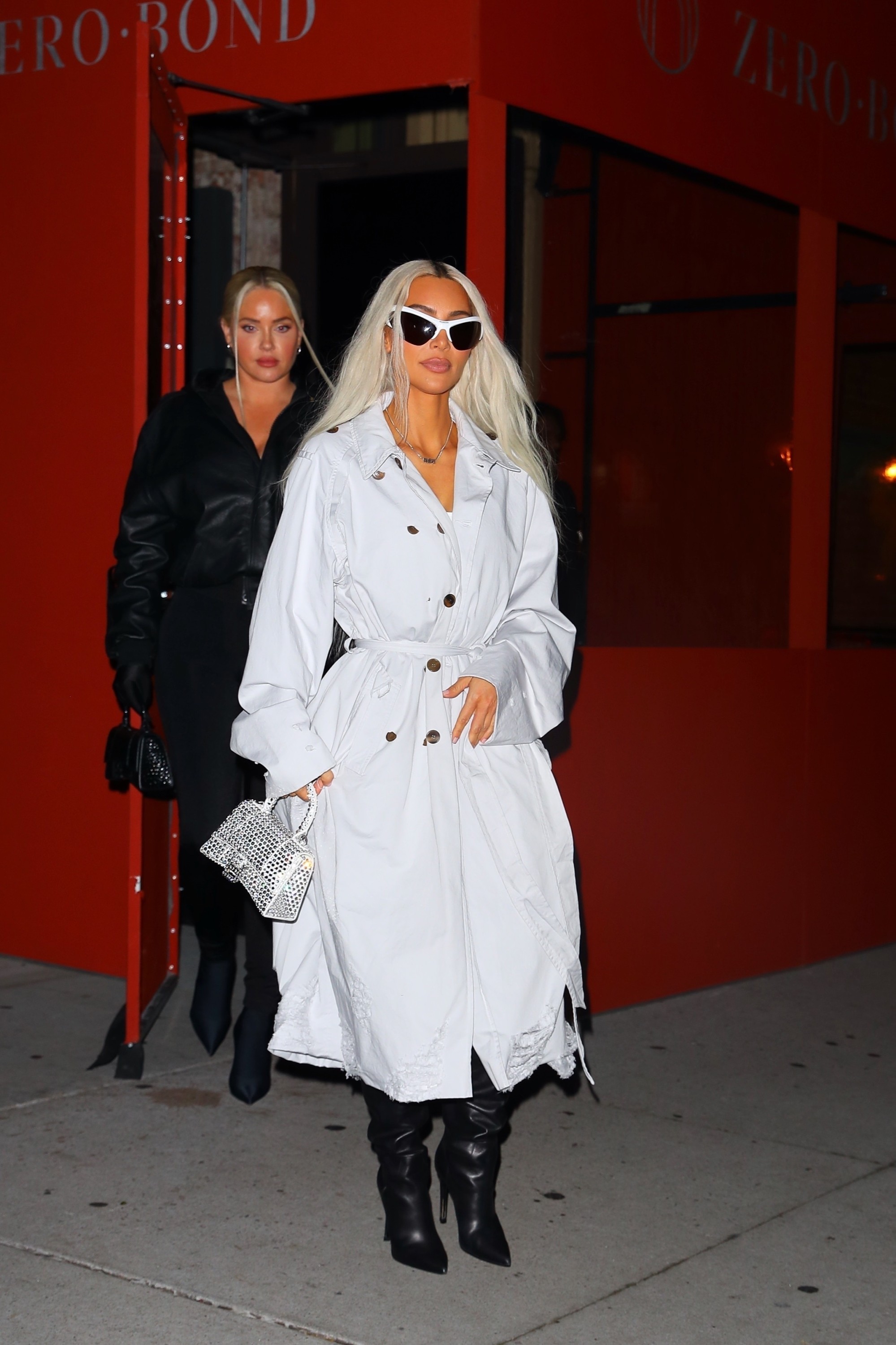Access_Kardashian_004.jpg