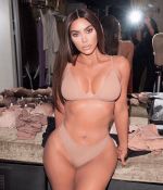 Access_Kardashian_005.jpg