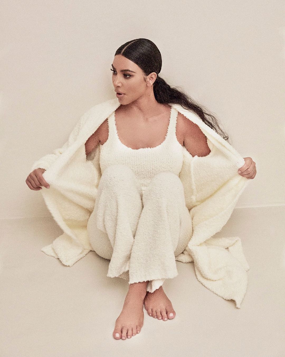Access_Kardashian_001.jpg