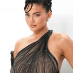 Access_Kardashian_002.jpg