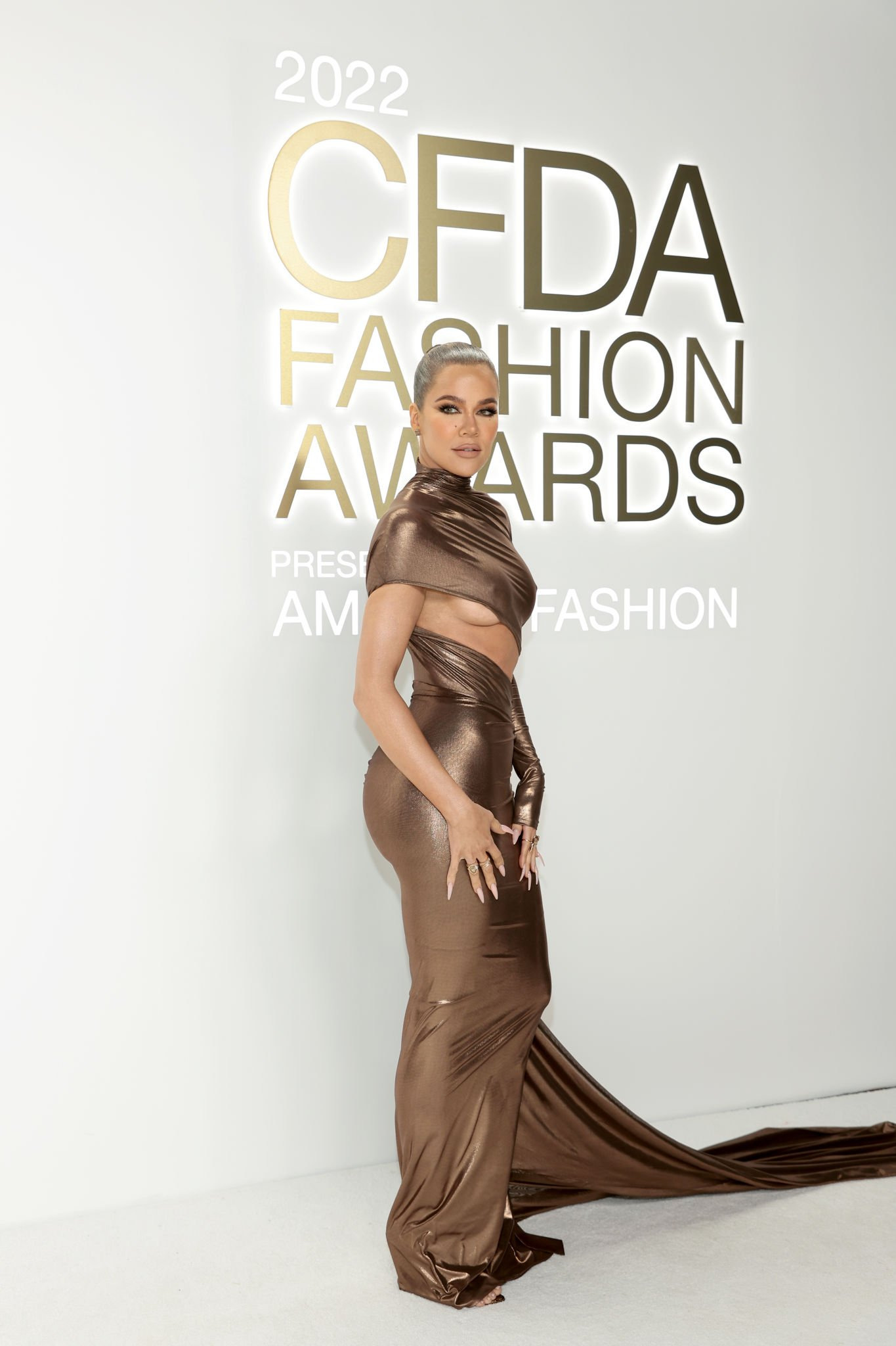 Access_Kardashian_001.jpg