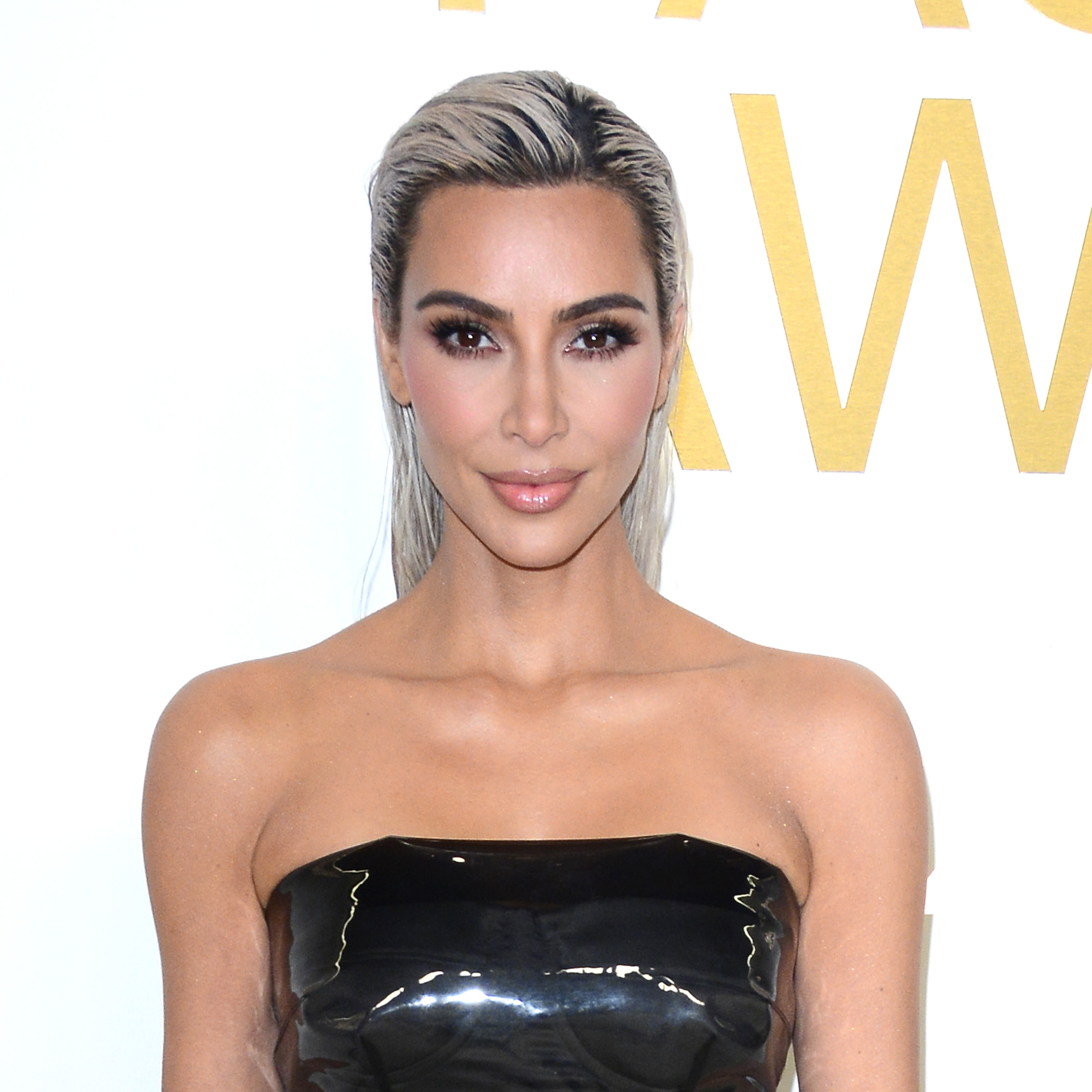 Access_Kardashian_194.jpg