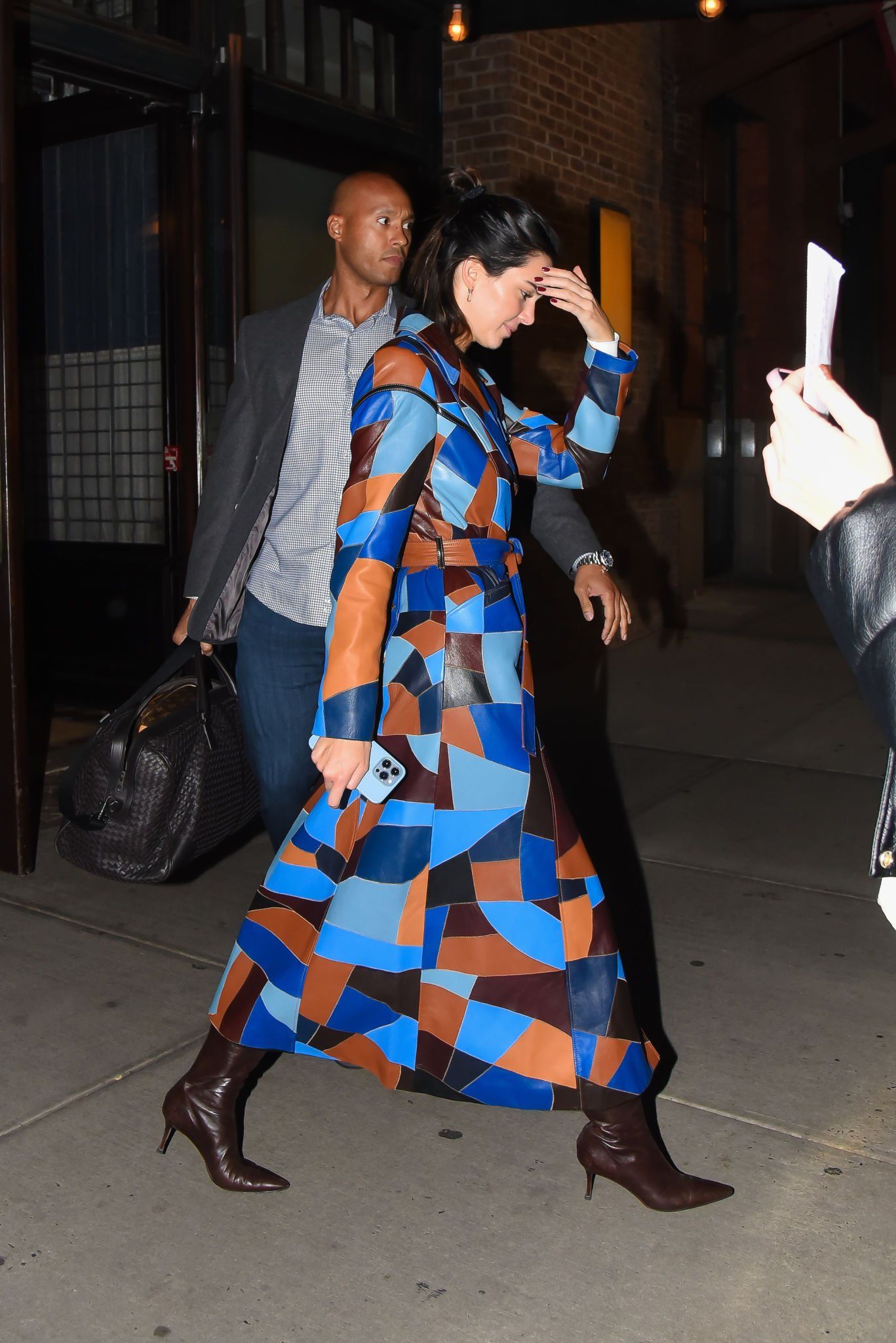 Access_Kardashian_003~0.jpg