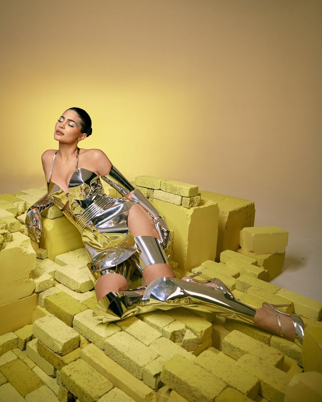 Access_Kardashian_003.jpg