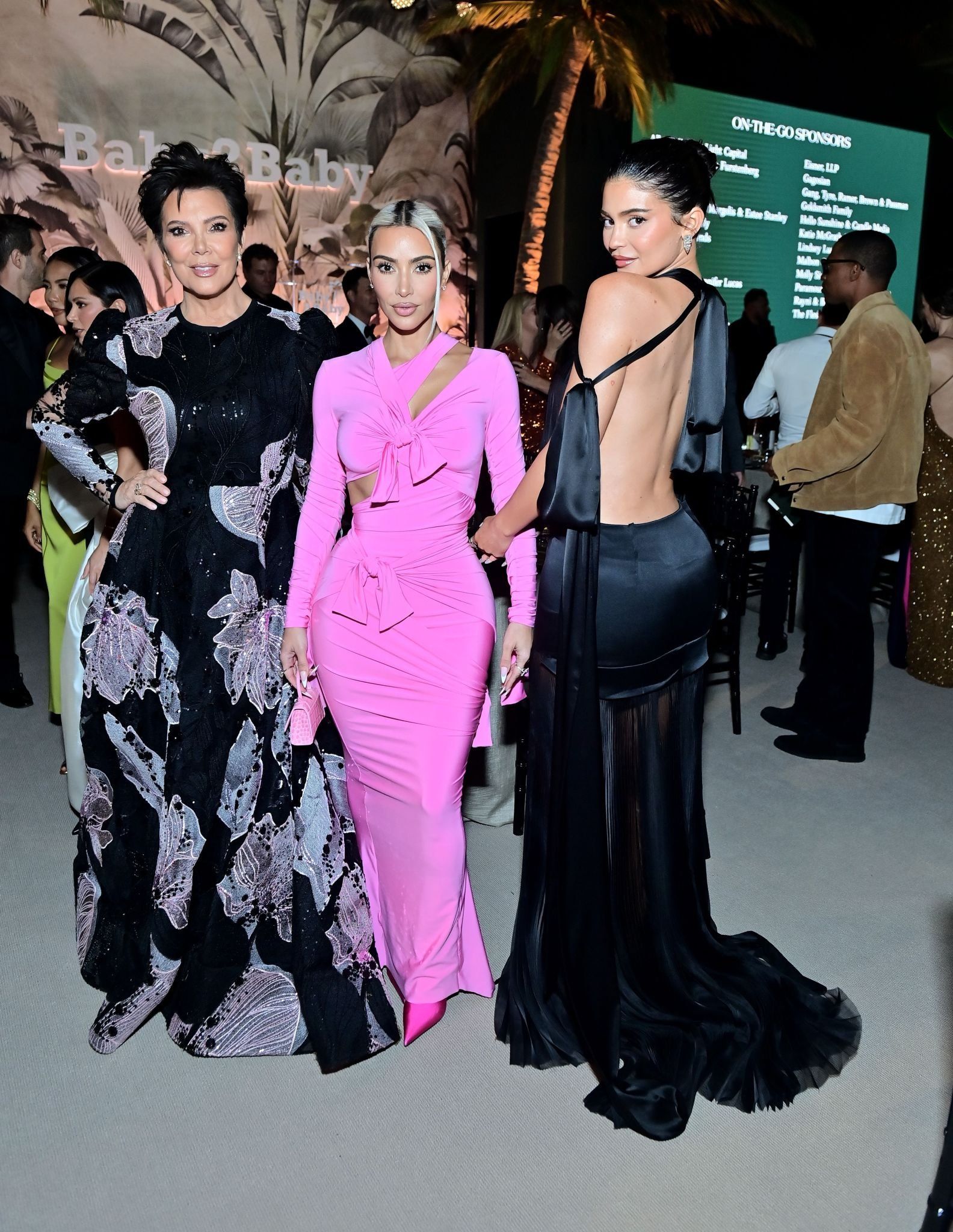 Access_Kardashian_001.jpg
