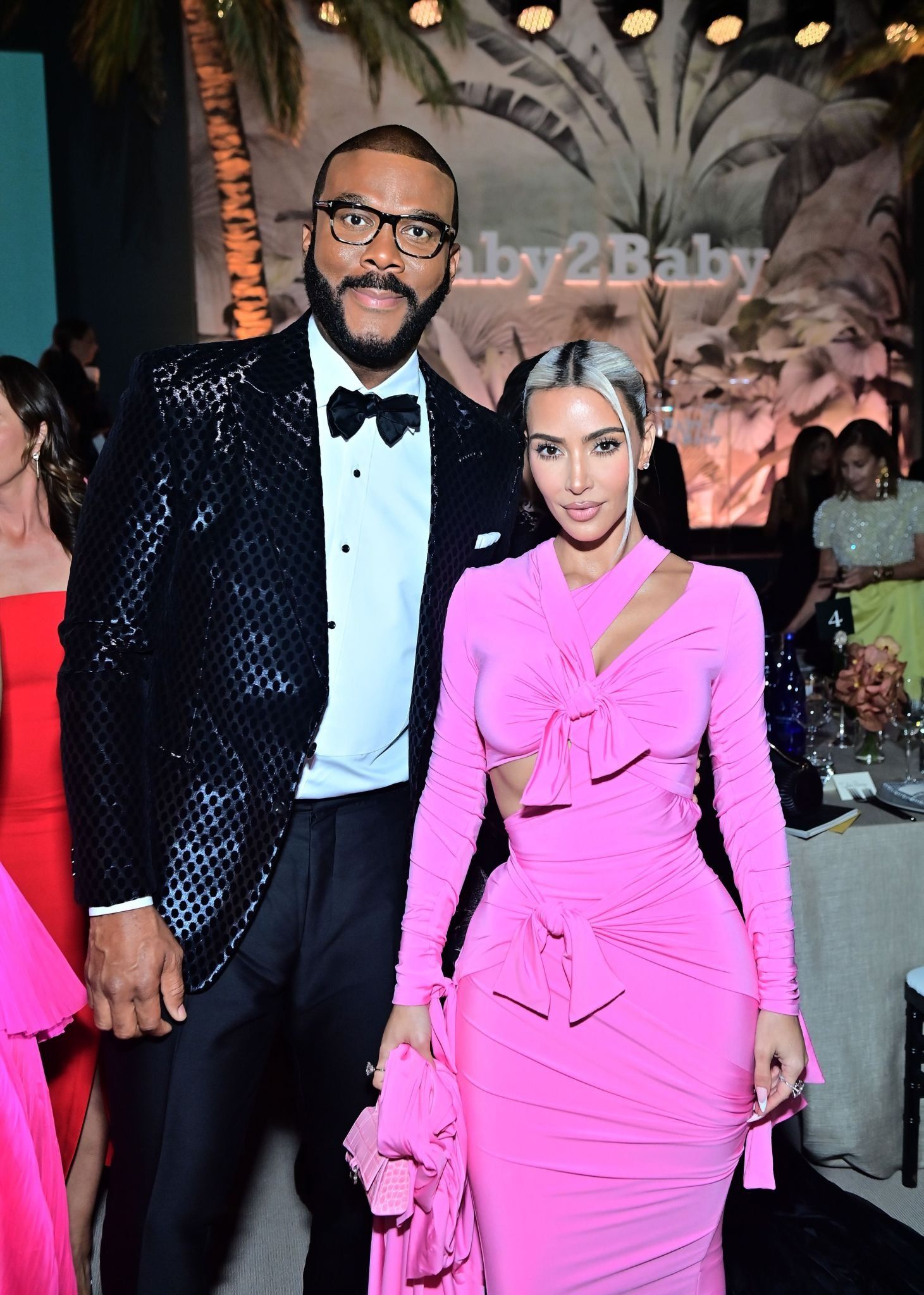 Access_Kardashian_001.jpg