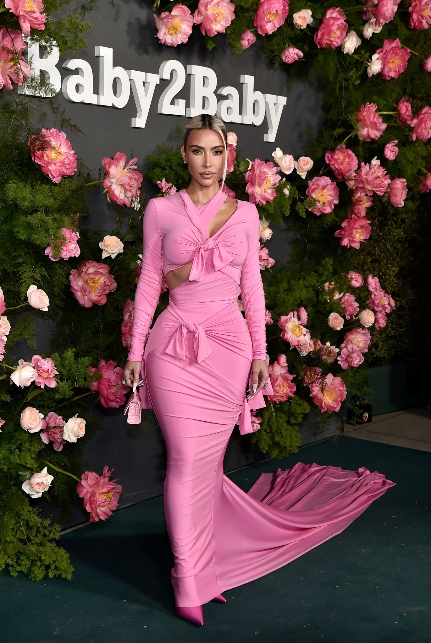 Access_Kardashian_001.jpg