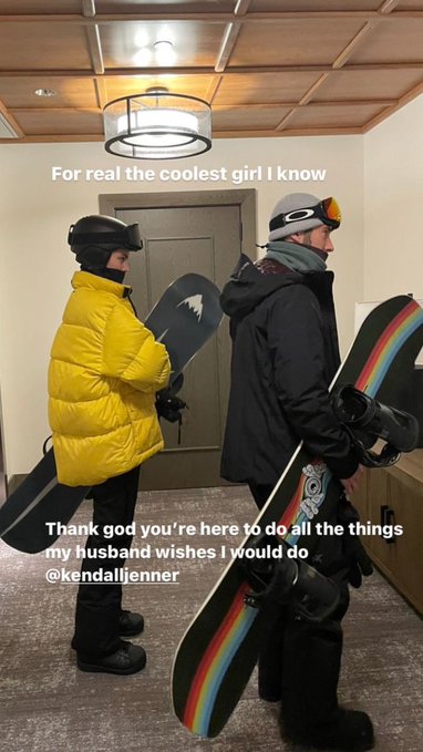 Fgp6SsxWAAI4Qt5.jpg