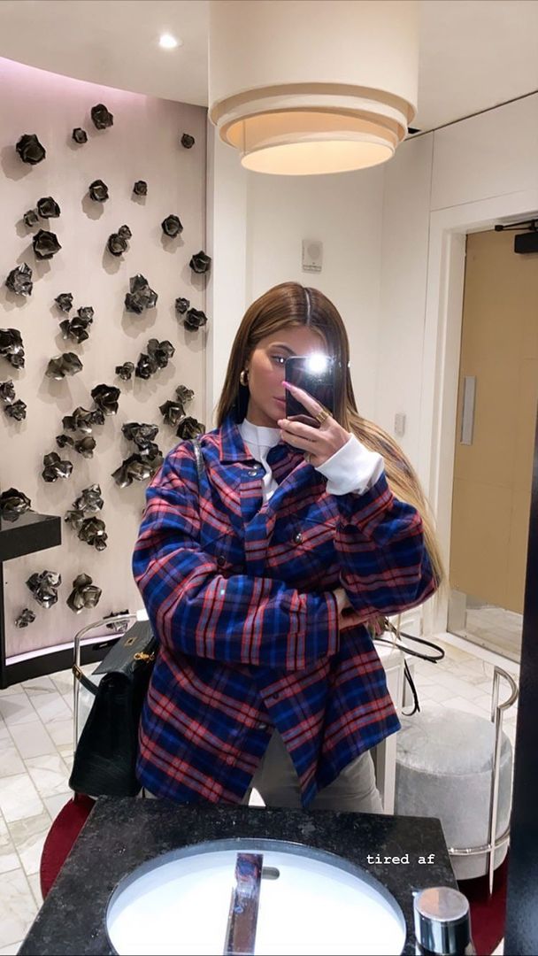 Access_Kardashian_155.jpg