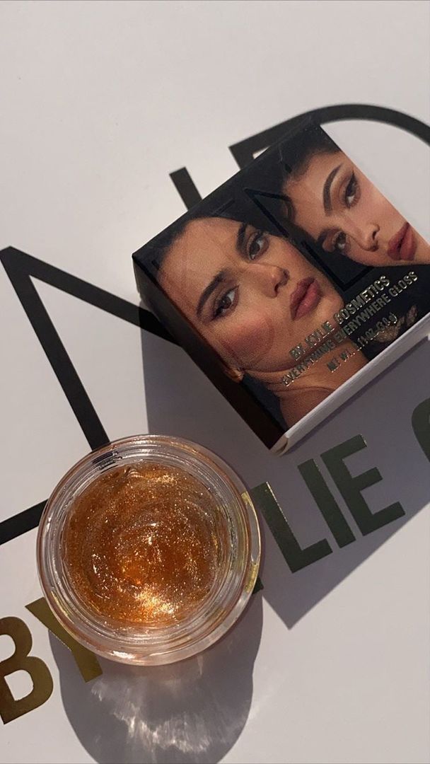 Access_Kardashian_674.jpg