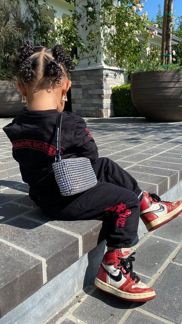 Access_Kardashian_750.jpg