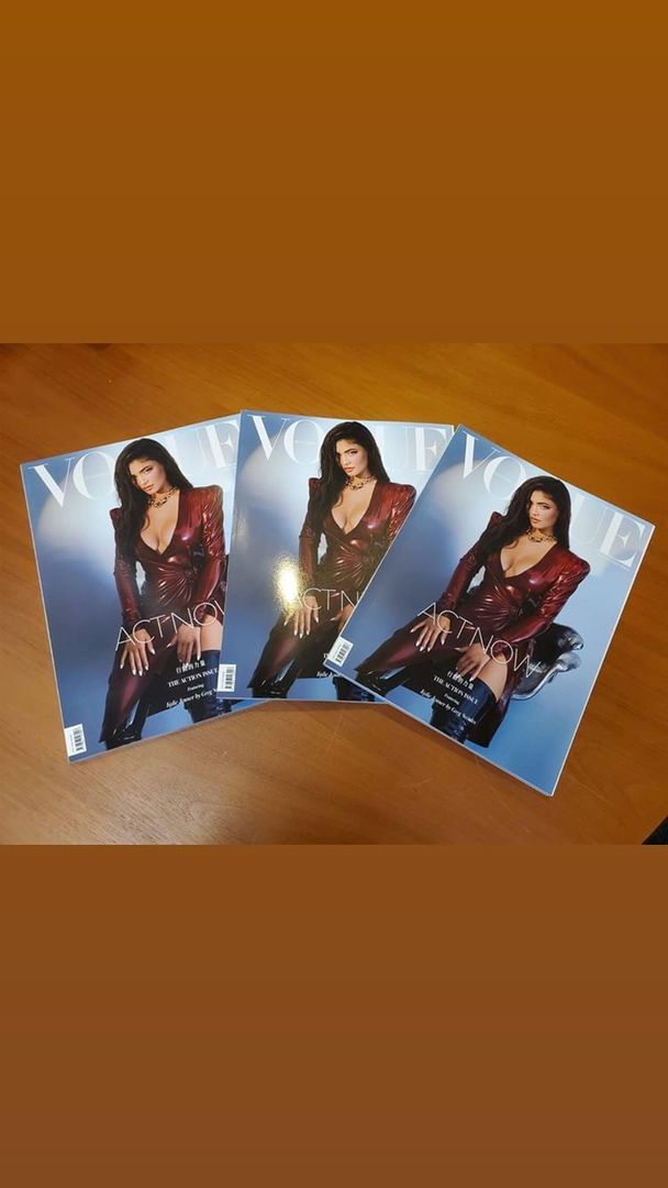 Access_Kardashian_973.jpg
