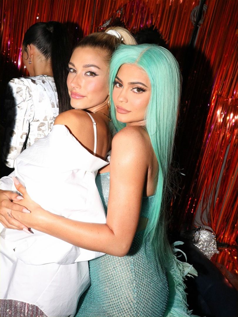 Access_Kardashian_002.jpg