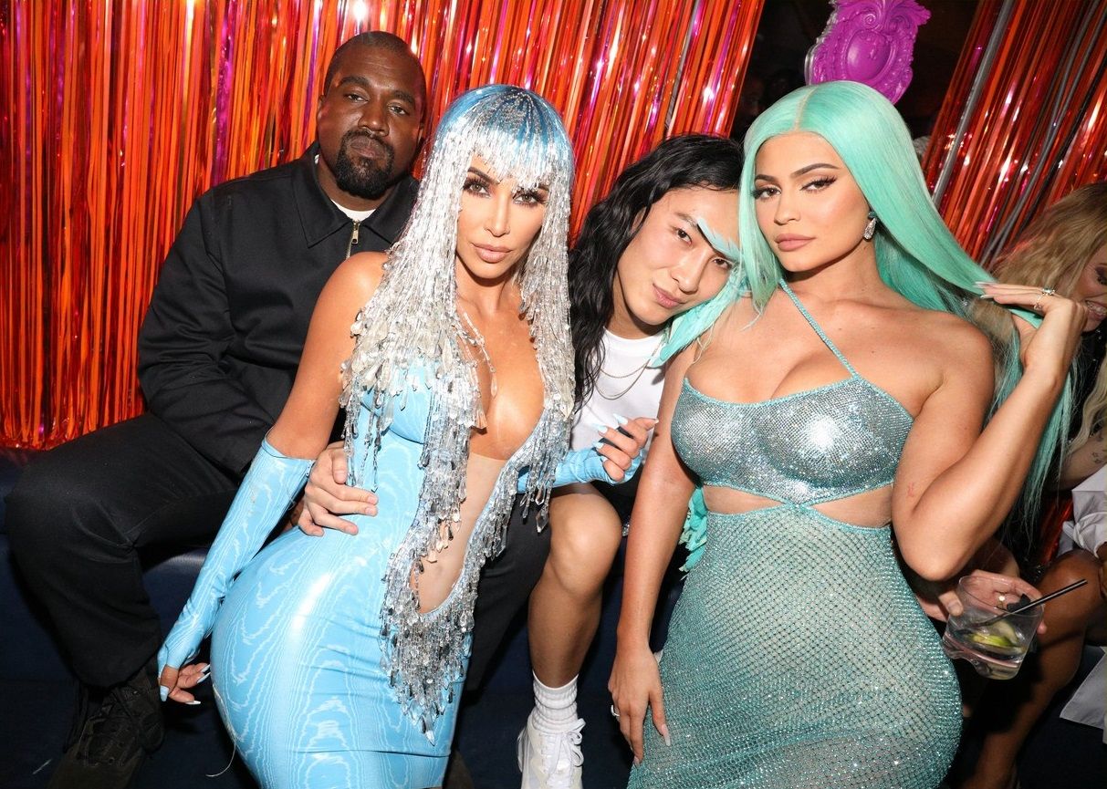 Access_Kardashian_003.jpg