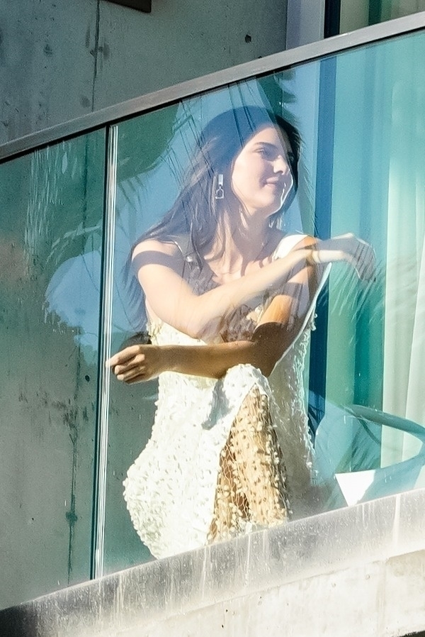 Access_Kardashian_001.jpg