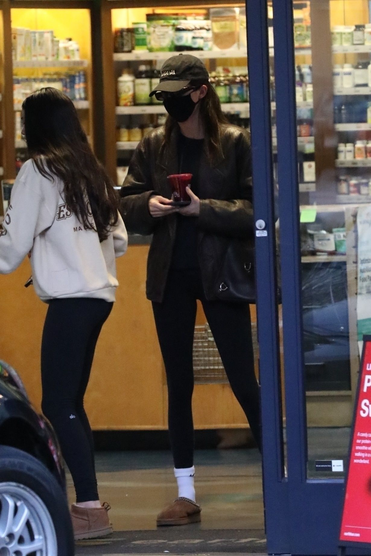 Access_Kardashian_001.jpg