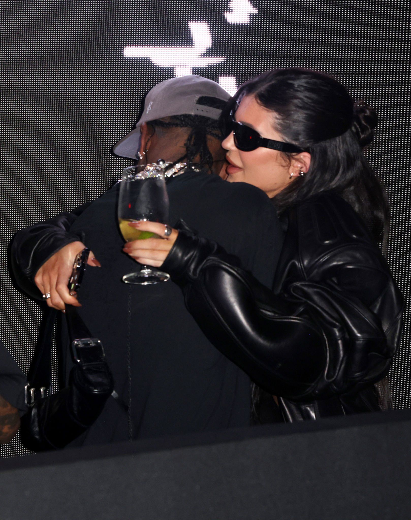 Access_Kardashian_001.jpg