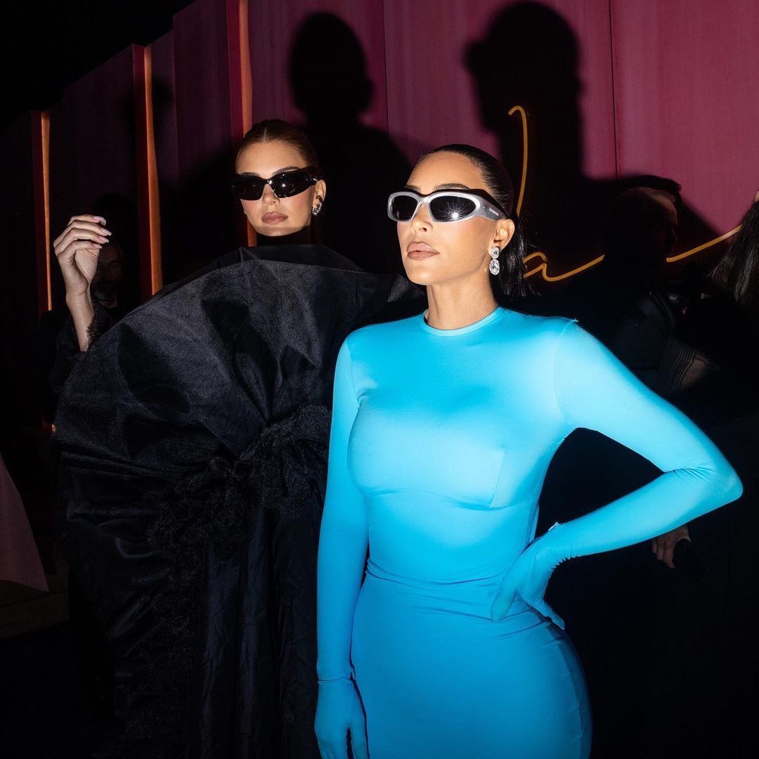 Access_Kardashian_001~0.jpg