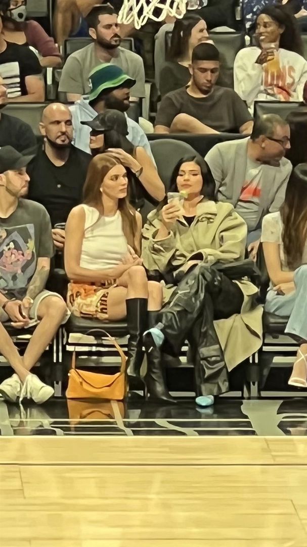 Access_Kardashian_014.jpg