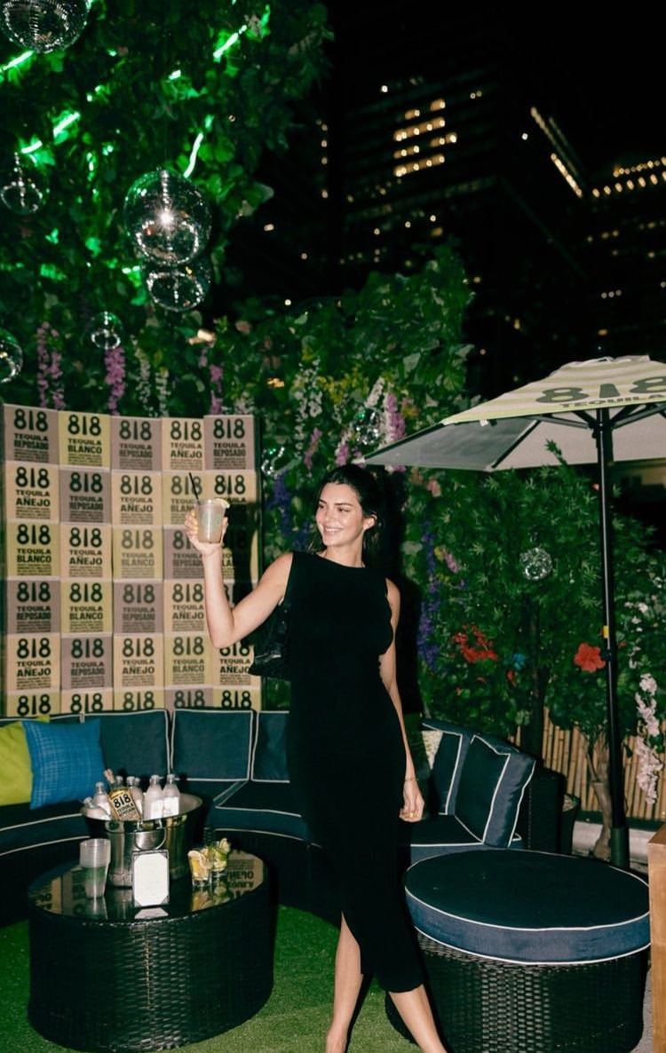 Access_Kardashian_004.jpg