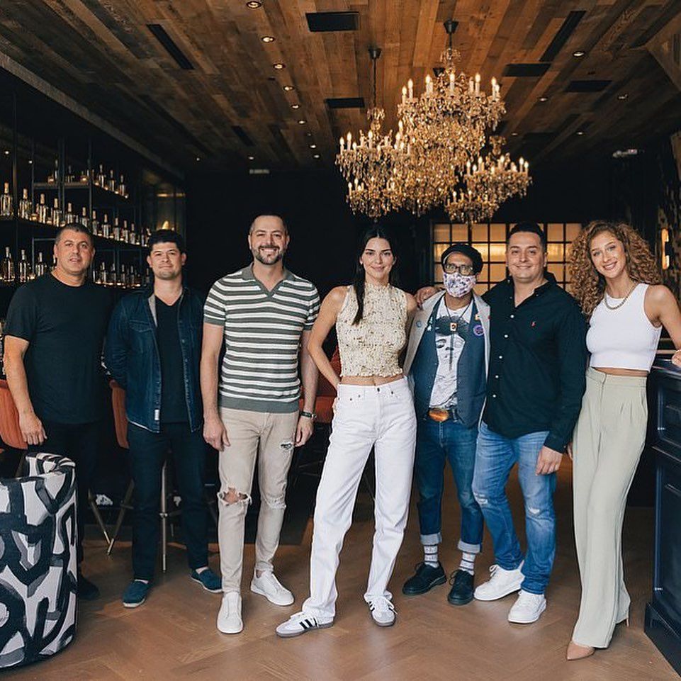 Access_Kardashian_002.jpg
