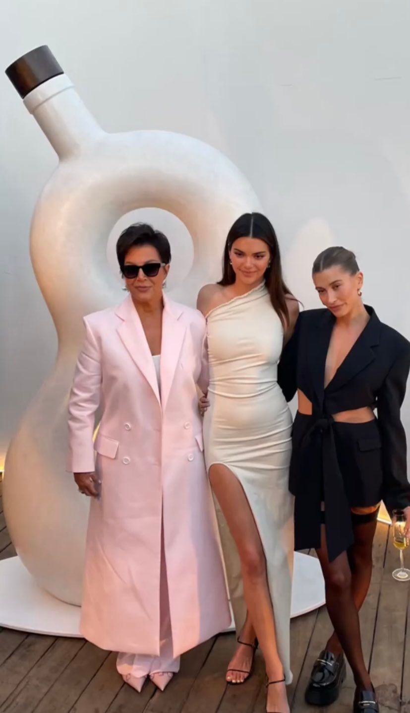 Access_Kardashian_012.jpg