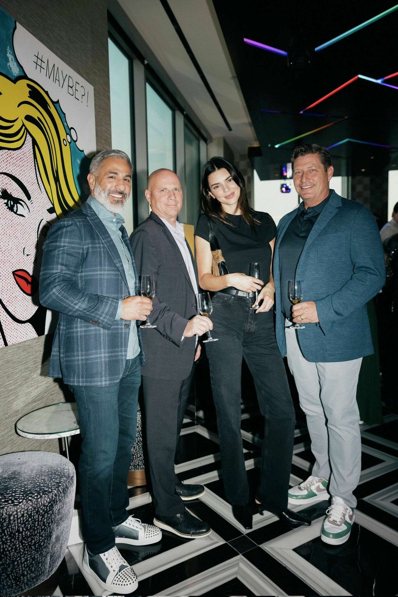Access_Kardashian_002.jpg