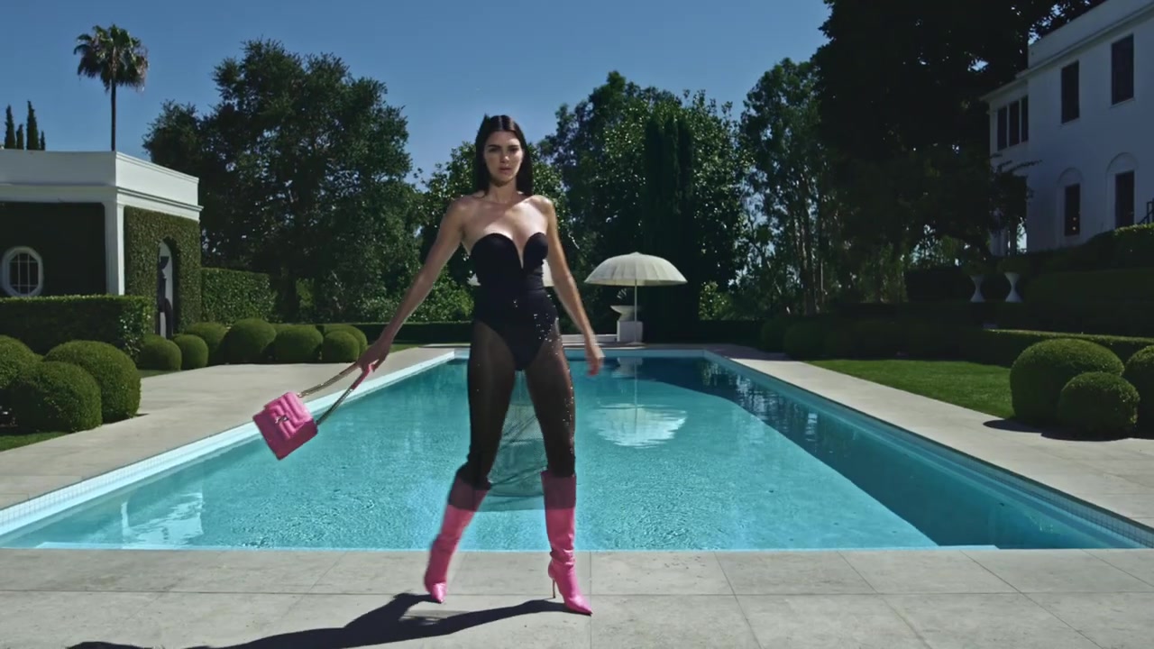 Autumn_22_starring_Kendall_Jenner_7C_Featuring_VARENNE_AVENUE_QUAD_190.jpg