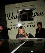 Access_Kardashian_019.jpg