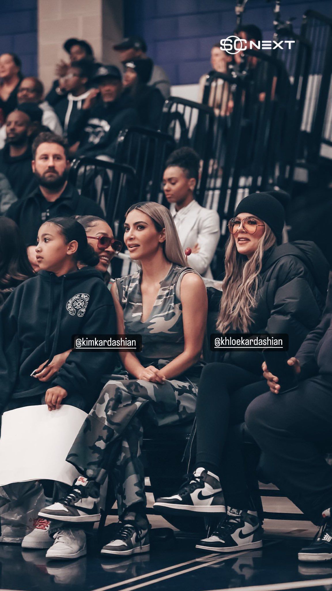 Access_Kardashian_002~0.JPG
