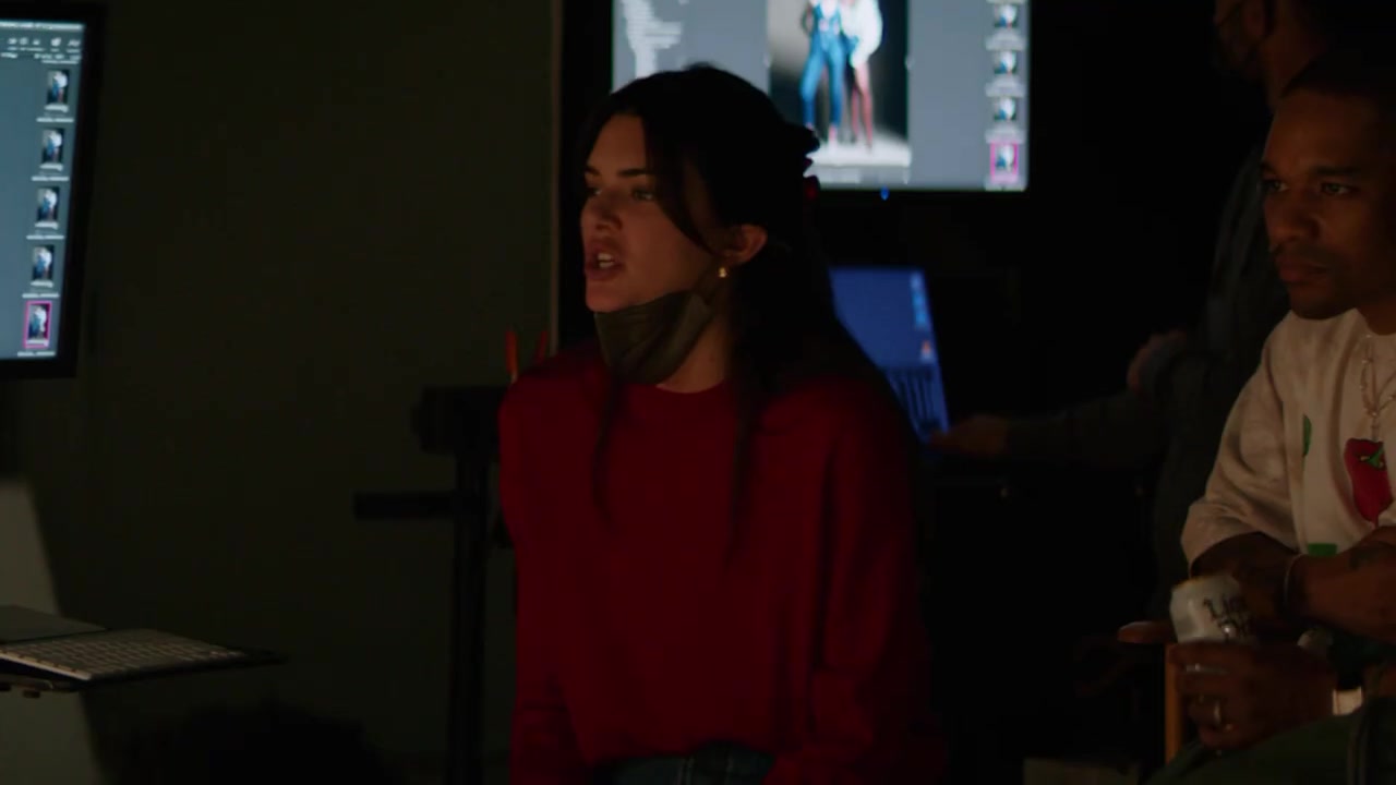 An_Inside_Look_Behind_the_Fall__22_Campaign_Directed_By_Kendall_2784.jpg