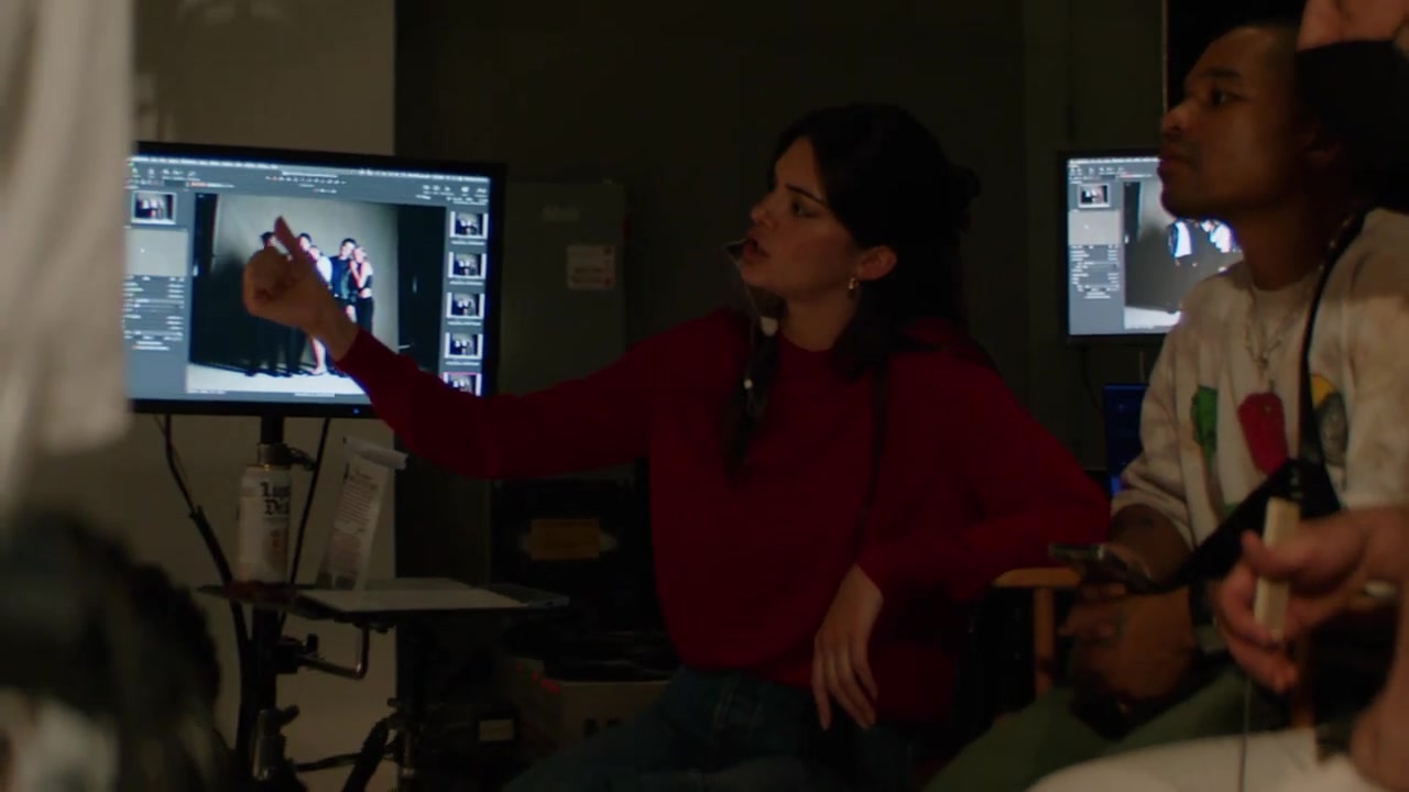 An_Inside_Look_Behind_the_Fall__22_Campaign_Directed_By_Kendall_3104.jpg