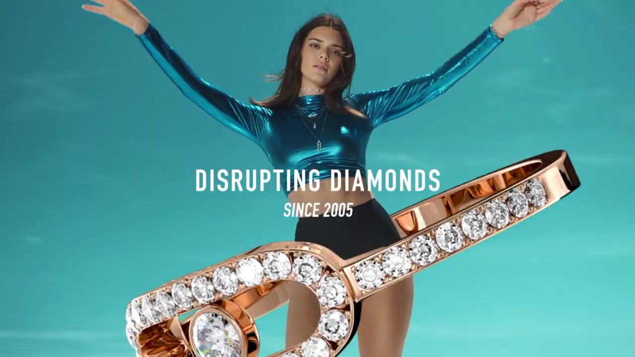 Kendall_Jenner_shines_as_the_new_face_of_Messika_campaign_hmnHs4blGUU_025.jpg