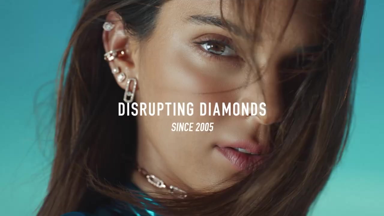 Kendall_Jenner_shines_as_the_new_face_of_Messika_campaign_hmnHs4blGUU_053.jpg
