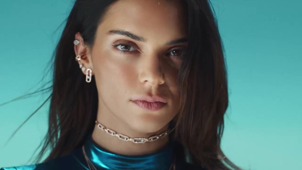 Kendall_Jenner_shines_as_the_new_face_of_Messika_campaign_hmnHs4blGUU_099.jpg