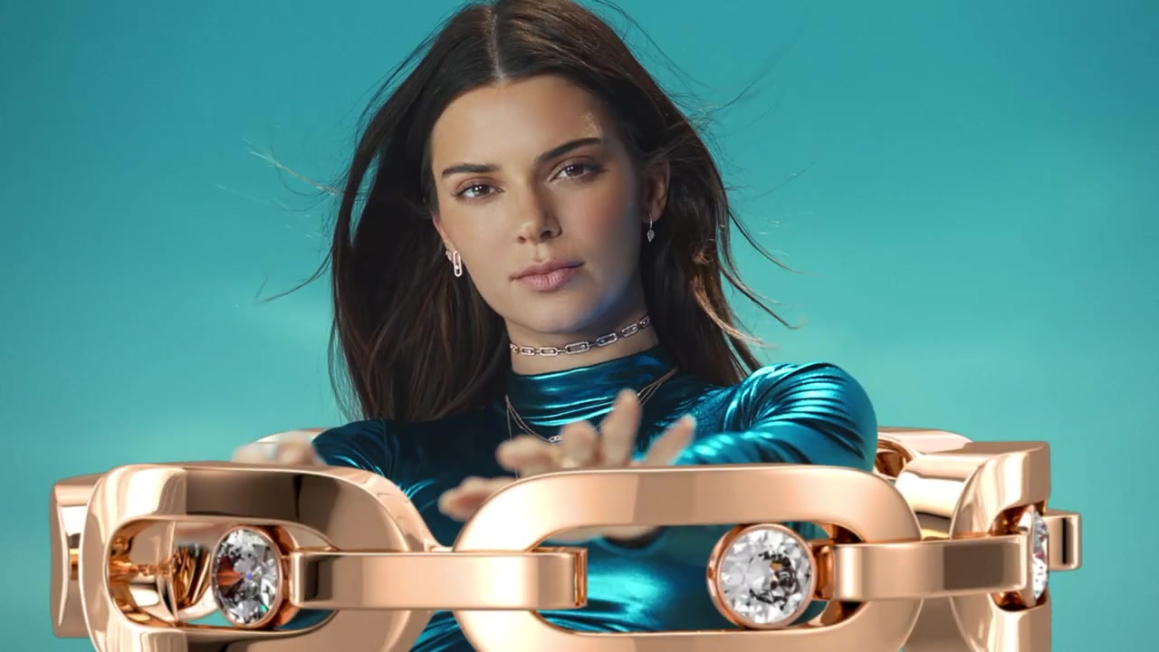 Kendall_Jenner_shines_as_the_new_face_of_Messika_campaign_hmnHs4blGUU_133.jpg