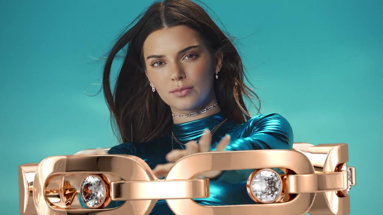 Kendall_Jenner_shines_as_the_new_face_of_Messika_campaign_hmnHs4blGUU_139.jpg