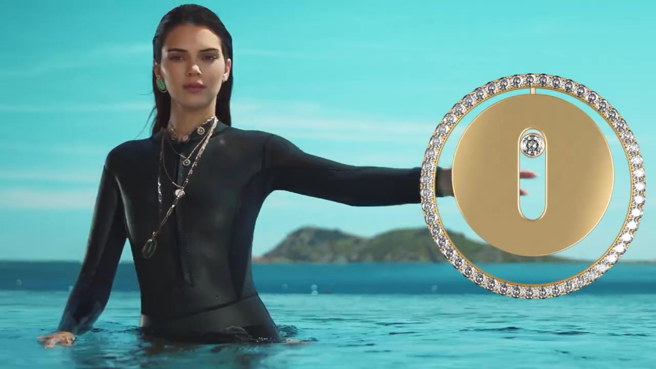 Kendall_Jenner_shines_as_the_new_face_of_Messika_campaign_hmnHs4blGUU_486.jpg