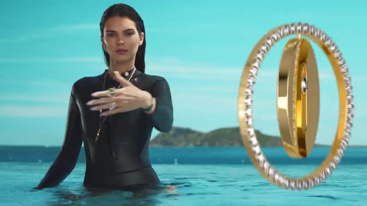 Kendall_Jenner_shines_as_the_new_face_of_Messika_campaign_hmnHs4blGUU_494.jpg