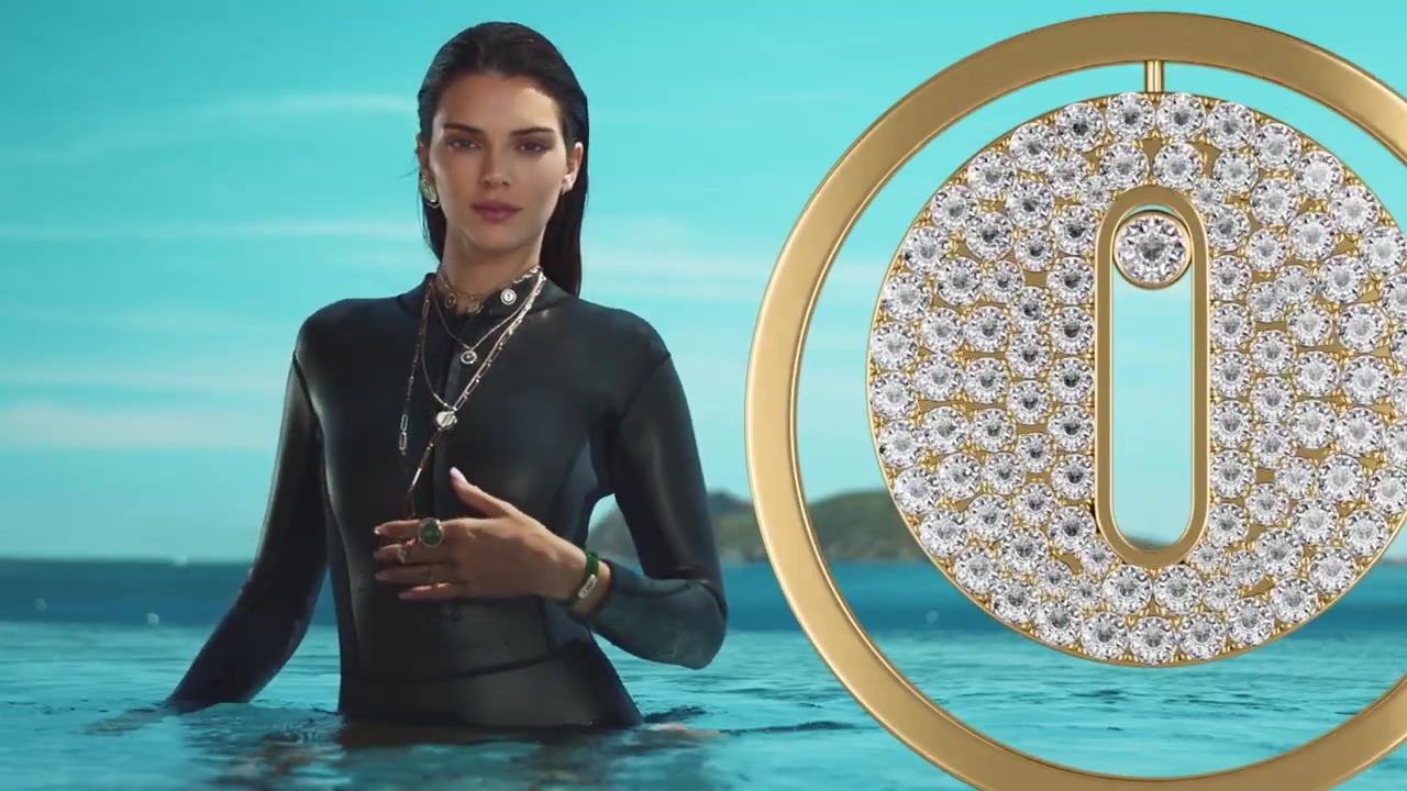 Kendall_Jenner_shines_as_the_new_face_of_Messika_campaign_hmnHs4blGUU_517.jpg
