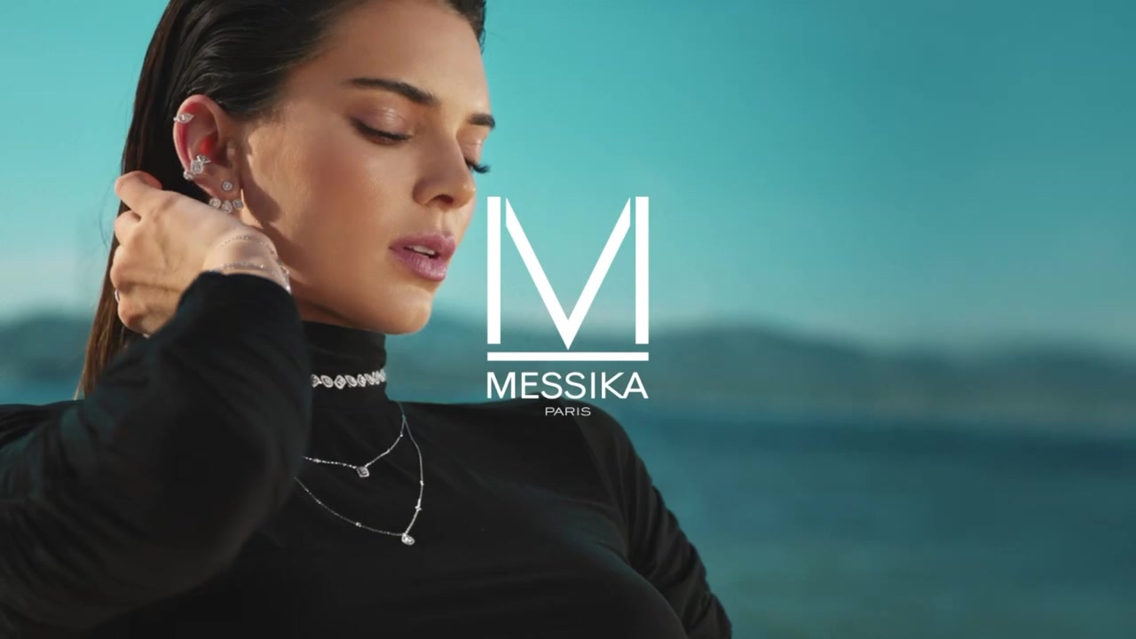 Kendall_Jenner_-_Move_Classic_Collection_5Bd5CKPGcYOrc5D_008.jpg